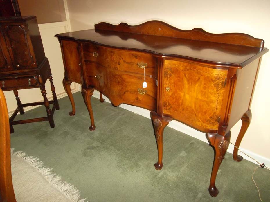 Buffet to match dining room table 397 Bodnarus Auctioneering