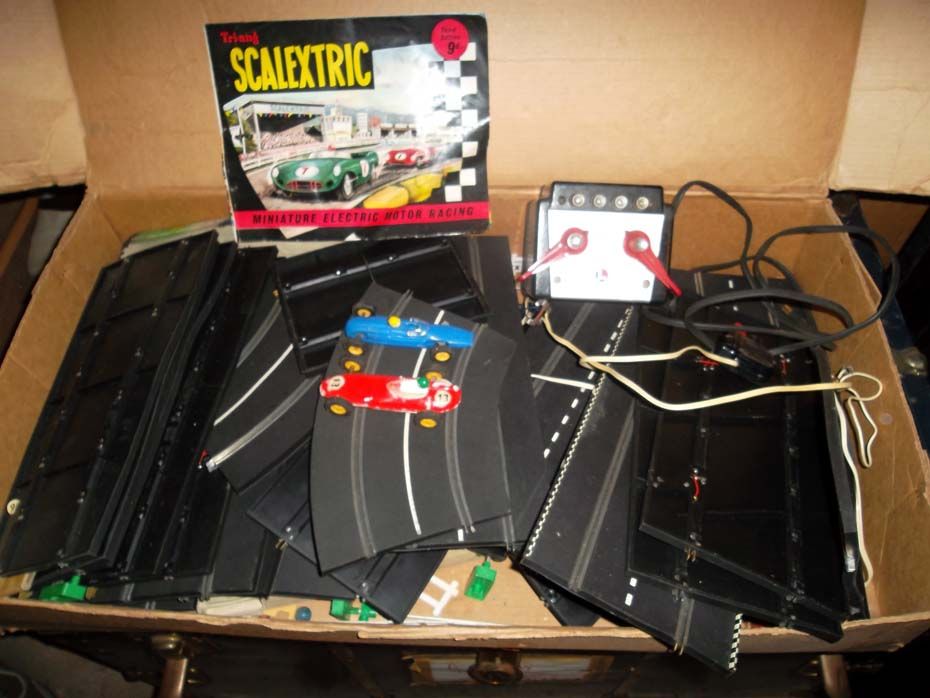 Scalextric Car Race Set w/track and 2 C81 Cooper model racing slot cars