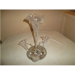 Clear glass epergne