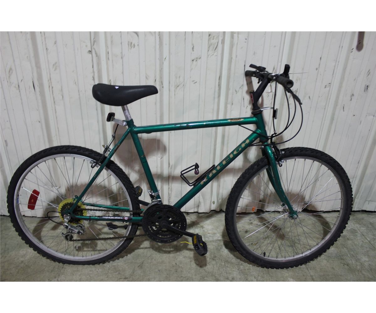 Green Raleigh Bike GREEN RALEIGH SUMMIT 15 SPD MTN BIKE