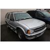 Image 2 : 1996 CHEVROLET BLAZER LT VIN 1GNDT13W7T2206284