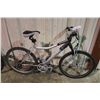 Image 1 : GREY INFINITY 21 SPEED FRONT SUSPENSION MOUNTAIN BIKE