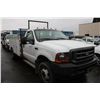 Image 2 : 2001 FORD F450 XL SUPERDUTY VIN 1FDXF46F11EB26481