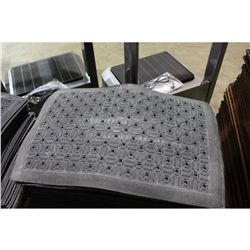 5 - 2' X 3' BLACK SPONGE ANTI FATIGUE MATS