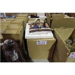 LOT OF NAUTICAL DECOR