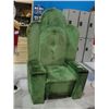Image 1 : LARGE UPHOLSTERED GREEN SANTA CHAIR HOLIDAY PROP