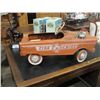 Image 1 : VINTAGE FIRE CHEIF METAL TOY PEDAL CAR