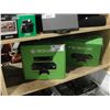 Image 1 : 2 XBOX ONES (ONE WORKING, ONE DOES NOT)