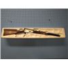 Image 2 : WINCHESTER JOHN WAYNE, MODEL 94, 32-40, LEVER ACTION, JOHN WAYNE COMMEMORATIVE W SADDLE RING IN BOX,