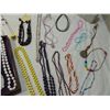Image 3 : BOX LOT VINTAGE BEADED NECKLACES