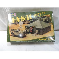 REVELL 04405 M.A.S.H. 4077 TH Swamp scene Truck figures JEEP 1/35 REVELL 04405 M.A.S.H. 4077 TH Swamp scene Truck figures JEEP 1/35