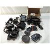Image 1 : BOT LOT ASSORTED CLOCK MOVEMENT PARTS