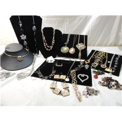 25+ ASSORTED NECKLACES