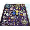 Image 2 : 35+ ASSORTED DECORATIVE PINS