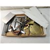 Image 1 : BOX LOT ASSORTED SCRAP METAL