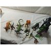 Image 3 : LOT 13 DINOSAUR TOYS & ACTION FIGURES