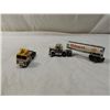 Image 2 : VINTAGE SEMI TRUCK SLOTCAR SHELL OIL TANKER