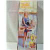 Image 2 : EATIN FUN KELLY DOLL IN BOX
