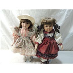 LOT 2 ZASAN PORCELAIN DOLLS