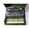 Image 2 : VINTAGE SANTELLI ACCORDION