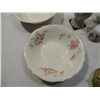 Image 7 : LOT 10 ASSORTED CHINA DISHES AND POTS