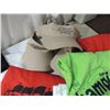 Image 4 : LARGE BOX LOT 40+ ASSORTED T-SHIRTS