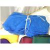 Image 3 : 35+ ASSORTED SCARVES, POLOS & TSHIRTS