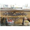 Image 2 : 1840's HOLLAND WALNUT SIDE TABLE