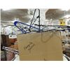 Image 2 : ROUND STORE DISPLAY CLOTHES RACK