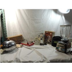 VINTAGE KITCHEN ITEMS