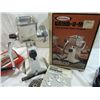 Image 4 : VINTAGE KITCHEN ITEMS