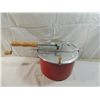 Image 1 : GENUINE WHIRLEY POP POPCORN POPPER