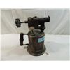 Image 2 : PLUMBERS HAND HELD MANUAL STYLE TURNER TORCH