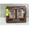 Image 1 : CHICAGO BLACKHAWKS HOCKEY CARDS ON PLAQUE