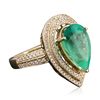Image 4 : 14KT Yellow Gold 6.18ct Emerald and Diamond Ring