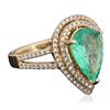 Image 4 : 14KT Yellow Gold 2.30ct Emerald and Diamond Ring