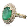 Image 4 : 14KT Yellow Gold 4.01ct Emerald and Diamond Ring