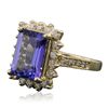 Image 4 : 14KT Yellow Gold 5.32ct Tanzanite and Diamond Ring