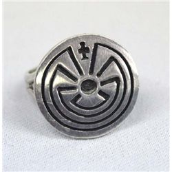 Navajo Sterling Silver Man in the Maze Ring Sz 7.5