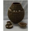 Image 1 : Lidded African Water Jar with Coconut Shell Cup