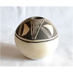 Vintage Acoma Traditional Black on White Seed Pot