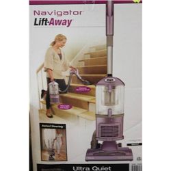 SHARK NAVIGATOR LIFT-AWAY VACUUM