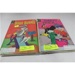 GOLD KEY 10 PACK 1977 WALT DISNEY COMICS X2