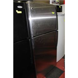 GE STAINLESS STEEL TOP MOUNT FRIDGE