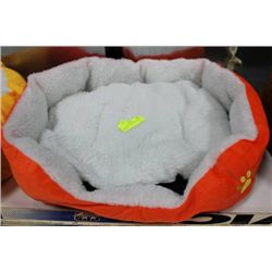 NEW LARGE DOG BED ON CHOICE : ORANGE