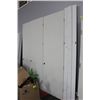 Image 1 : 6 MATCHING 8' DOORS W FRAMES