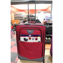 AMERICAN TOURISTER TRAVEL BAG W WHEELS ON CHOICE