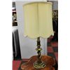 Image 1 : BRASS BARLEY TWIST LAMP