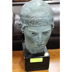 DATED 1962 HEAD ORNAMENT (CHIPPED)