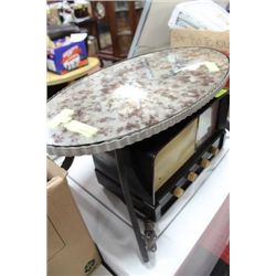 SHOWHOME MIRRORED PLANT STAND